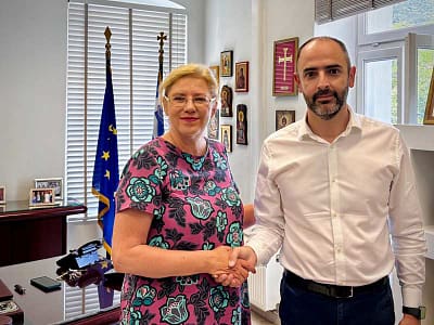 Εθιμοτυπική επίσκεψη διπλωματικών εκπροσώπων στο Δημαρχείο Φλώρινας 17 Εθιμοτυπική επίσκεψη διπλωματικών εκπροσώπων στο Δημαρχείο Φλώρινας