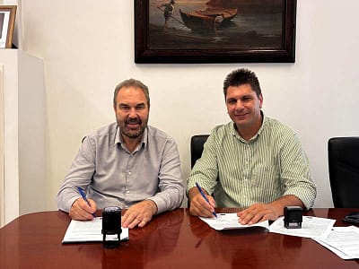 Υπoγραφή συμβάσεων για την ενεργειακή αναβάθμιση του 3ου Νηπιαγωγείου - Δημοτικού Σχολείου και του 1ου Γενικού Λυκείου Φλώρινας 6 Υπoγραφή συμβάσεων για την ενεργειακή αναβάθμιση του 3ου Νηπιαγωγείου - Δημοτικού Σχολείου και του 1ου Γενικού Λυκείου Φλώρινας